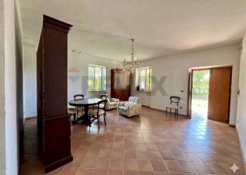 Soggiorno - Casa indipendente Caianello - foto 15