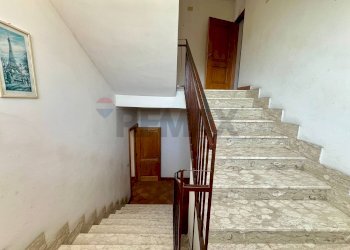 Scale - Casa indipendente Caianello - foto 21