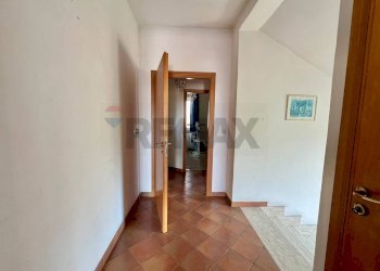 Hall / corridoio - Casa indipendente Caianello - foto 23