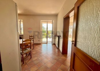 Hall / corridoio - Casa indipendente Caianello - foto 29