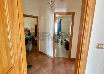 Hall / corridoio - Casa indipendente Caianello - foto 47