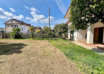 Giardino - Casa indipendente Caianello - foto 91