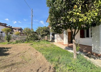 Giardino - Casa indipendente Caianello - foto 107