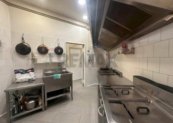 Cucina - Commercial Activity Via Miano
 
39, Napoli - photo 35