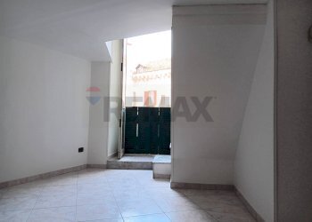 Stanza vuota - Trilocale Napoli - foto 26