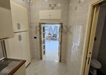 Hall / corridoio - Trilocale Napoli - foto 28