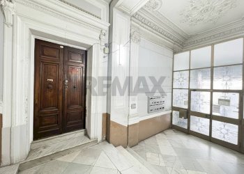 Ricezione / Lobby - Quadrilocale Viale Campi Flegrei
 
55, Napoli - foto 3