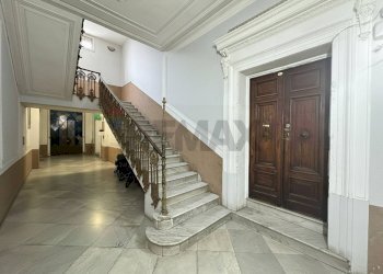 Ricezione / Lobby - Quadrilocale Viale Campi Flegrei
 
55, Napoli - foto 4