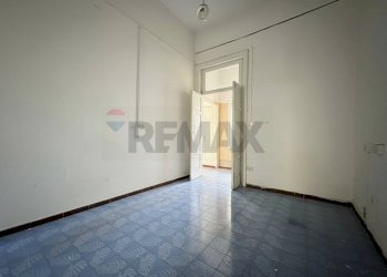 Stanza vuota - Quadrilocale Viale Campi Flegrei
 
55, Napoli - foto 6