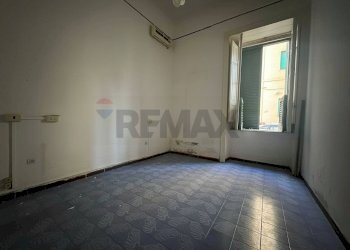 Stanza vuota - Quadrilocale Viale Campi Flegrei
 
55, Napoli - foto 7