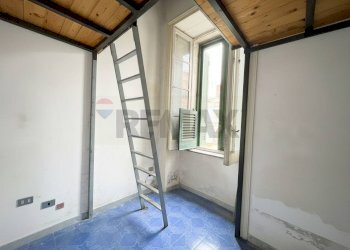 Stanza vuota - Quadrilocale Viale Campi Flegrei
 
55, Napoli - foto 12