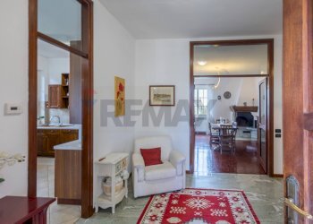 Soggiorno - Villa via laghetto, Merate - foto 4