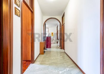 Hall / corridoio - Villa via laghetto, Merate - foto 27