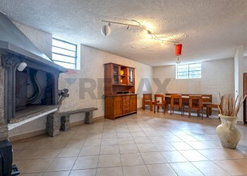 Sala da pranzo - Villa via laghetto, Merate - foto 28