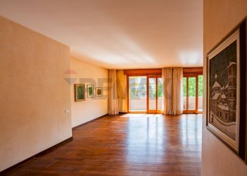 Stanza vuota - Appartamento Viale vittorio Emanuele II
 
23, Bergamo - foto 8