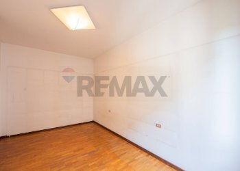 Stanza vuota - Appartamento Viale vittorio Emanuele II
 
23, Bergamo - foto 30