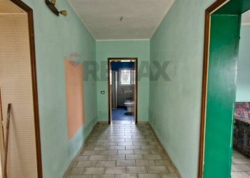 Hall / corridoio - Casa indipendente Via Cavetto di Mezzo
 
660, Castelnovo Bariano - foto 5