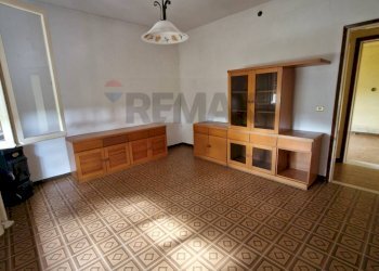 Stanza vuota - Casa indipendente Via Cavetto di Mezzo
 
660, Castelnovo Bariano - foto 8