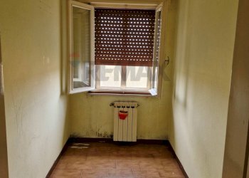 Stanza vuota - Casa indipendente Via Cavetto di Mezzo
 
660, Castelnovo Bariano - foto 10