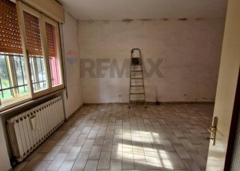 Stanza vuota - Casa indipendente Via Cavetto di Mezzo
 
660, Castelnovo Bariano - foto 17