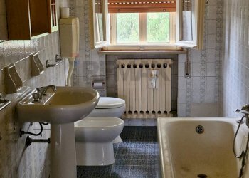 Bagno - Casa indipendente Via Cavetto di Mezzo
 
660, Castelnovo Bariano - foto 18