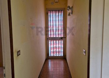 Hall / corridoio - Casa indipendente Via Cavetto di Mezzo
 
660, Castelnovo Bariano - foto 23