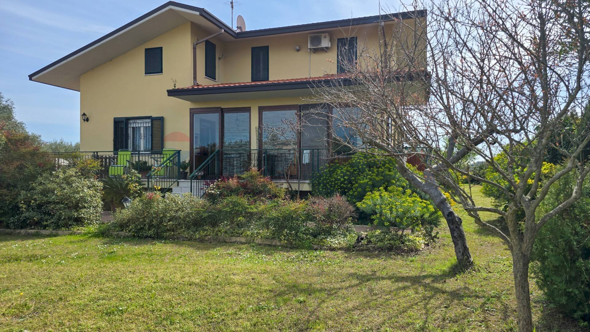 Casa all\'aperto - Casa indipendente Via Cesare Licini
 
105, Ortona - foto 1