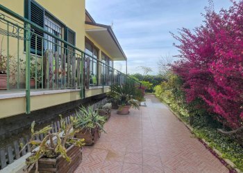 Terrazza - Casa indipendente Via Cesare Licini
 
105, Ortona - foto 8