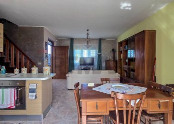 Sala da pranzo - Casa indipendente Via Cesare Licini
 
105, Ortona - foto 27