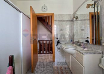 Bagno - Casa indipendente Via Cesare Licini
 
105, Ortona - foto 33