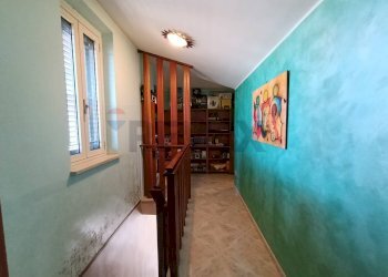 Hall / corridoio - Casa indipendente Via Cesare Licini
 
105, Ortona - foto 37