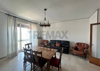 Sala da pranzo - Appartamento Via Arturo Cassoli
 
55, Ferrara - foto 10