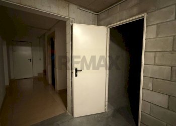 Hall / corridoio - Bilocale Via 4 Aprile 1709
 
1, Ponte nelle Alpi - foto 18