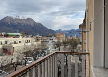 Balcone - Bilocale Via Feltre
 
105, Belluno - foto 12