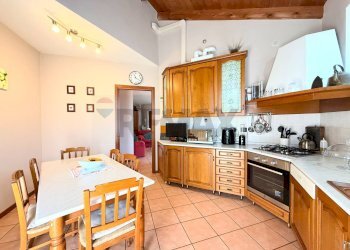 Cucina - Casa semi indipendente via Gabriele D'Annunzio
 
28, Vistarino - foto 14