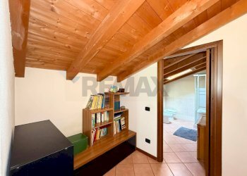 Hall / corridoio - Casa semi indipendente via Gabriele D'Annunzio
 
28, Vistarino - foto 29