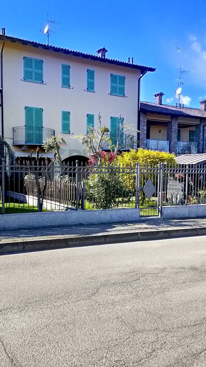 Casa all\'aperto - Trilocale via valle badia
21, Stradella - foto 2