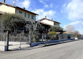 Edificio all\'aperto - Three-room apartment via valle badia
 
21, Stradella - photo 4