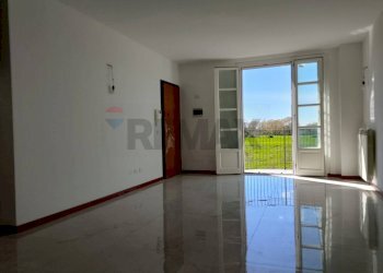 Stanza vuota - Three-room apartment via valle badia
 
21, Stradella - photo 6