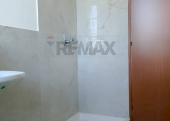 Bagno - Three-room apartment via valle badia
 
21, Stradella - photo 16