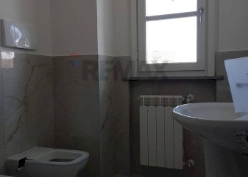 Bagno - Three-room apartment via valle badia
 
21, Stradella - photo 24