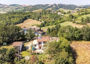 Vista delle montagne - Casa indipendente Località Sivizzano
 
124, Salsomaggiore Terme - foto 1