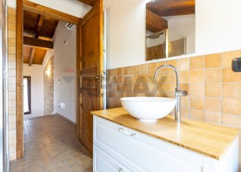 Bagno - Casa indipendente Località Sivizzano
 
124, Salsomaggiore Terme - foto 27