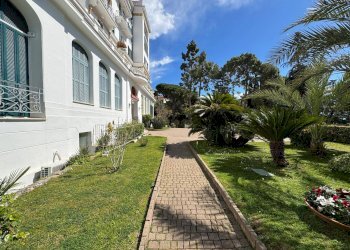 Foto 37 - Bilocale via Romana
 
56, Bordighera - foto 37