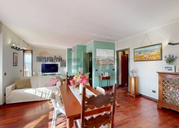 Sala da pranzo - Three-room apartment Via Remo La Valle
 
3, Milano - photo 4