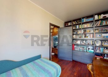Camera / camera da letto - Three-room apartment Via Remo La Valle
 
3, Milano - photo 28