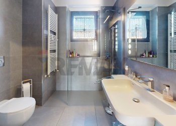 Bagno - Three-room apartment Via Remo La Valle
 
3, Milano - photo 37