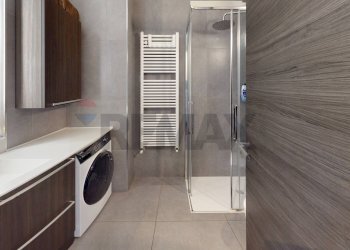 Bagno - Three-room apartment Via Remo La Valle
 
3, Milano - photo 43