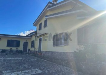 Casa all\'aperto - Rustic Sc Pratolongo località Cerchiara
 
Snc, Roccamonfina - photo 14