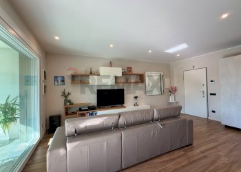 Soggiorno - Four-room apartment Alcide De Gasperi
 
35/A, Agrate Brianza - photo 6